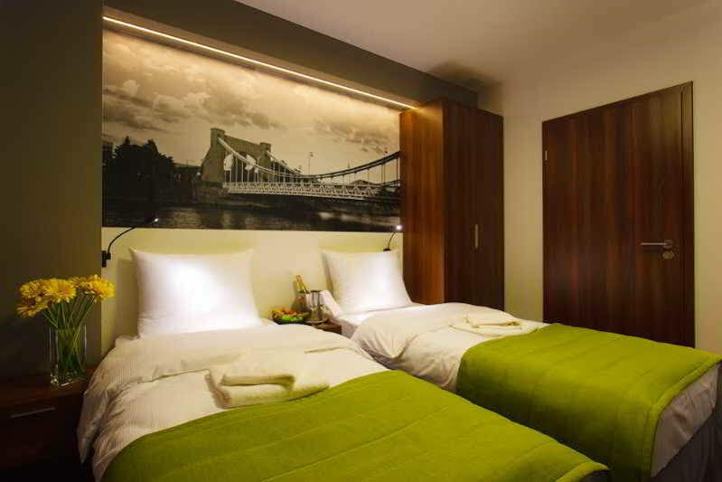 Terminal Hotel Wroclaw Ngoại thất bức ảnh